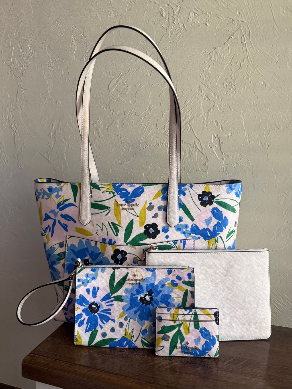Kate Spade Staci Floral Large Tote Set: Set Of 4 Pieces
